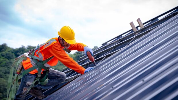 Reasons Why You Should Hire A Professional Roofer