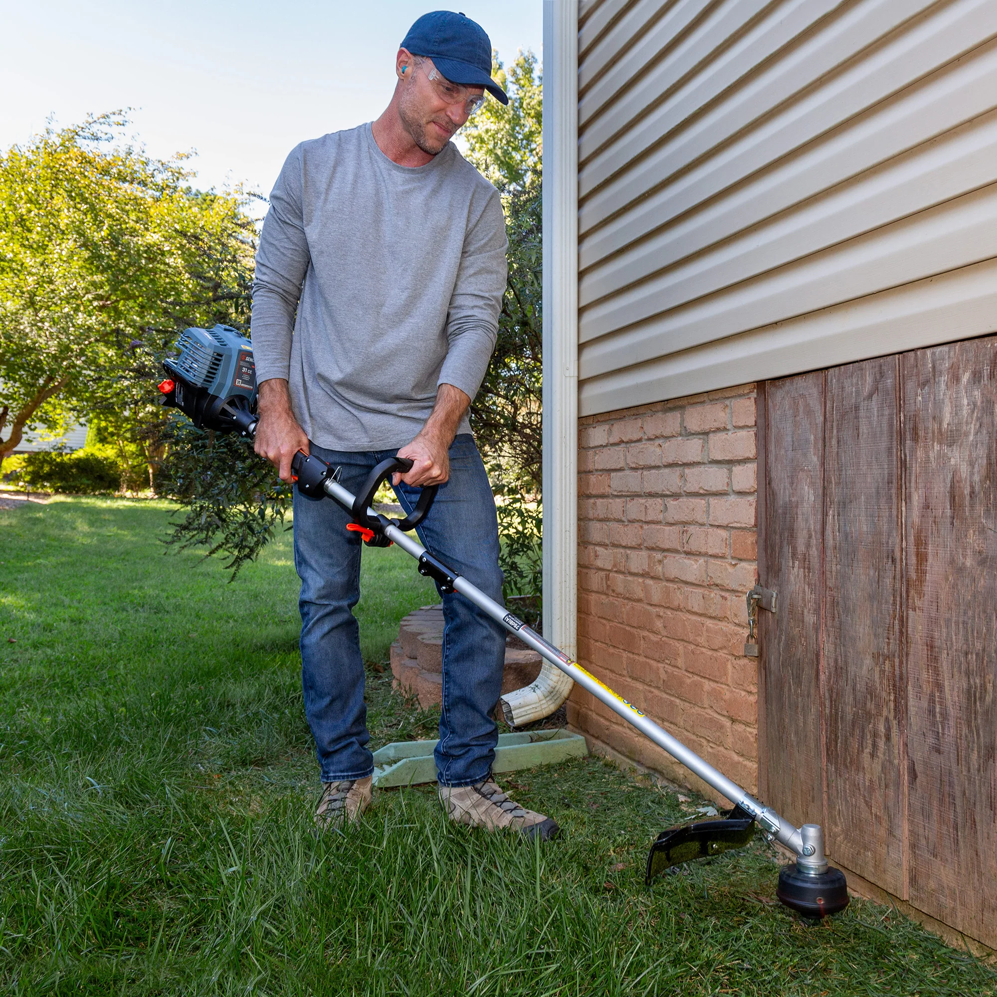 Learn Why SENIX Tools’ Weed Wackers Are the Best Option for Your Yard Maintenance Jobs